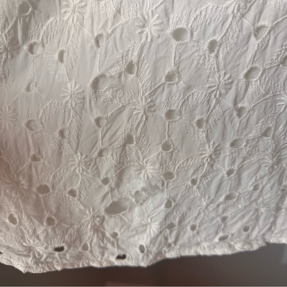 Market & Spruce White Eyelet Halter Top M | Bridal Shower Bachelorette - Picture 9 of 10